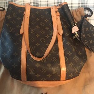 Louis Vuitton bucket GM